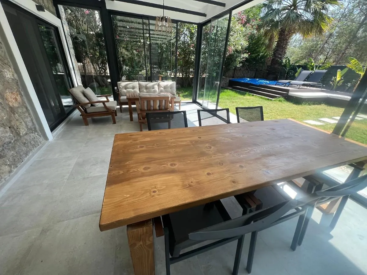 Oludeniz Luxury Villa With Jacuzzi, Common Pool Fethiye